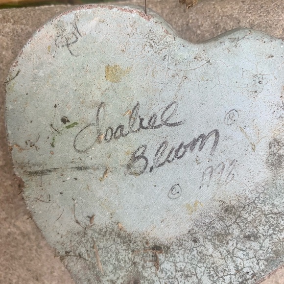 Isabel Bloom decorative stoneware - Picture 3 of 3